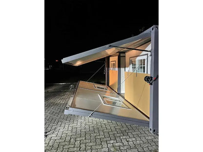 Tiny house