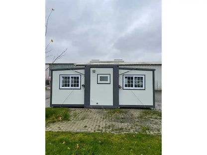 Tiny house