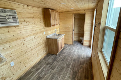 20ft Retreat Cabin Shipping Container (20STRCBN)