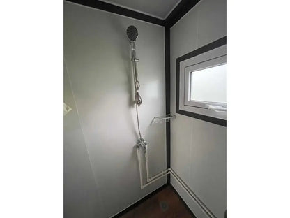 Tiny house