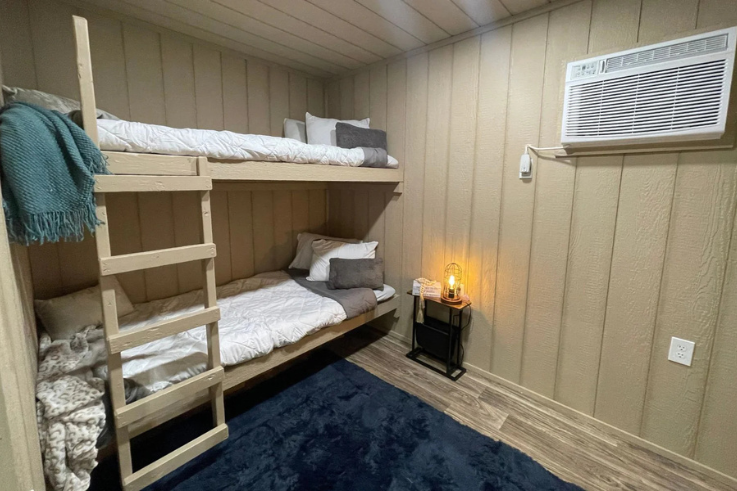 40ft Bunkhouse Cabin Shipping Container (40HCBH)