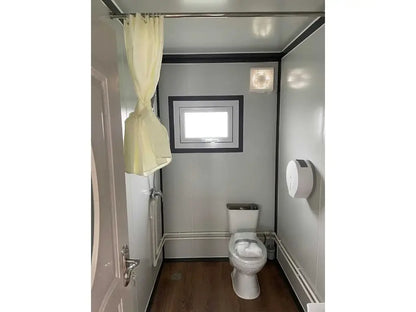 Tiny house
