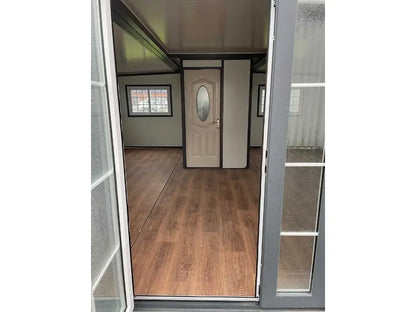 Tiny house