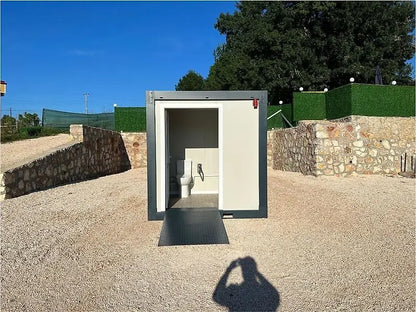 Toilet container for disabled people, 220 x 220 cm